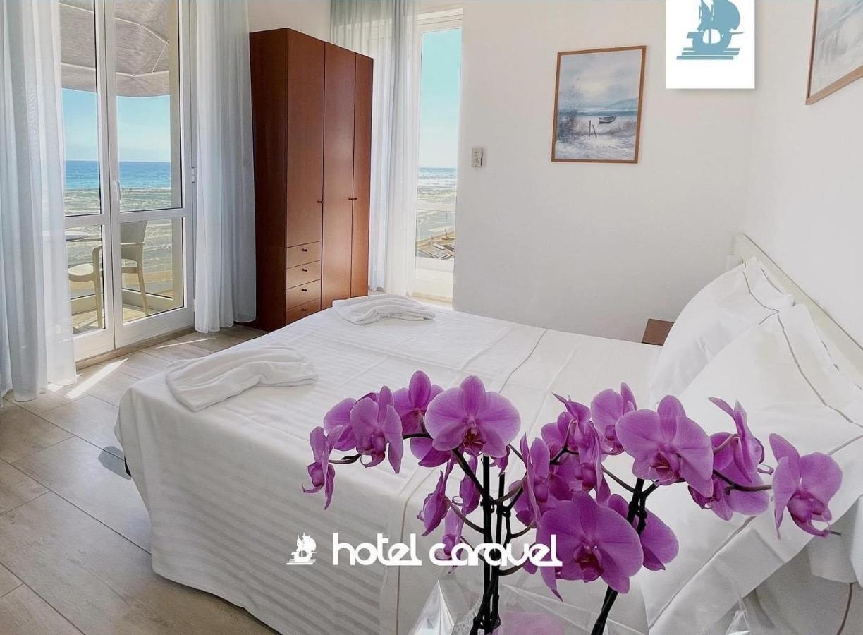 Hotel Caravel Marotta Extérieur photo