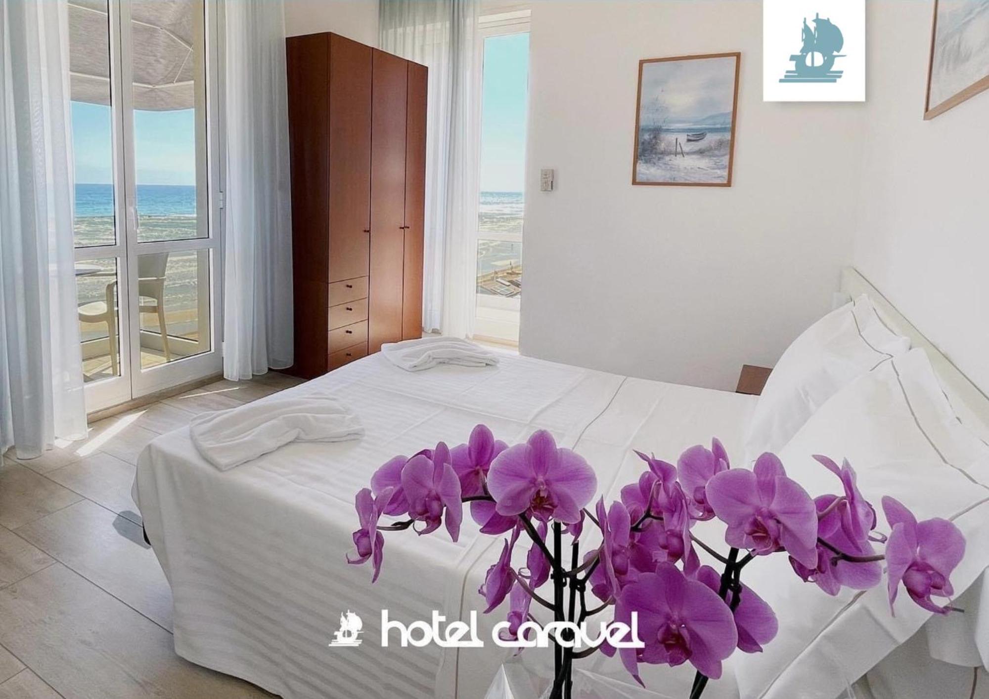 Hotel Caravel Marotta Extérieur photo