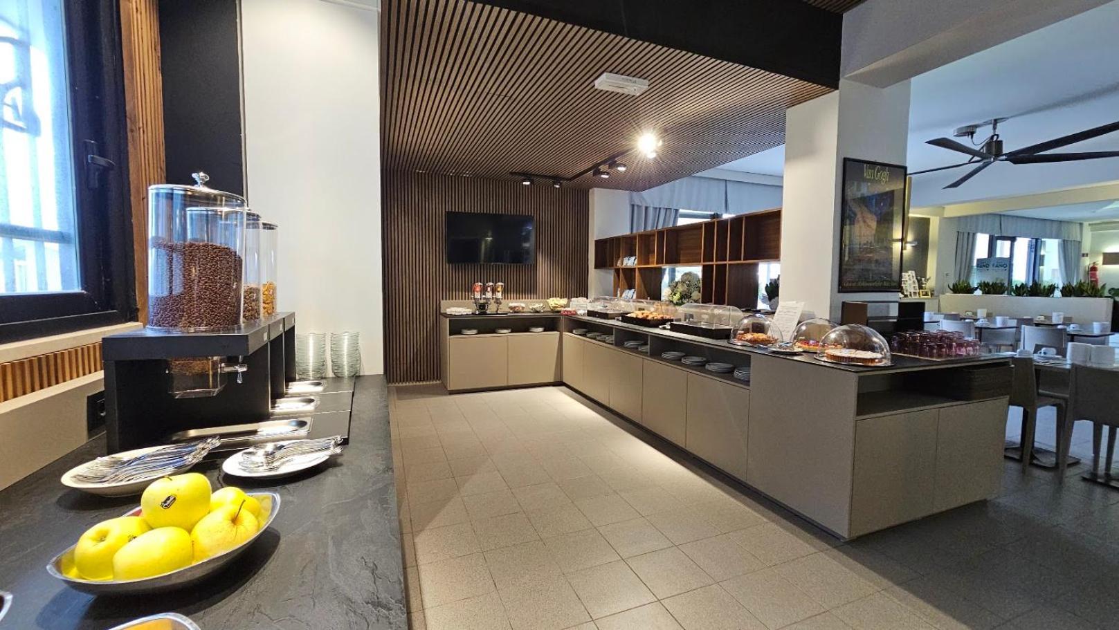 Hotel Caravel Marotta Extérieur photo